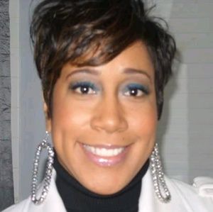 Meet your Posher, Joell